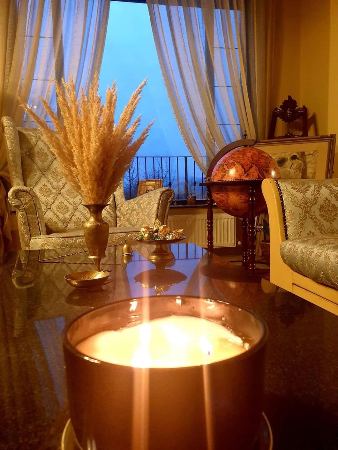 Pensiunea Casa Mircea & Restaurant Ieşelniţa Esterno foto